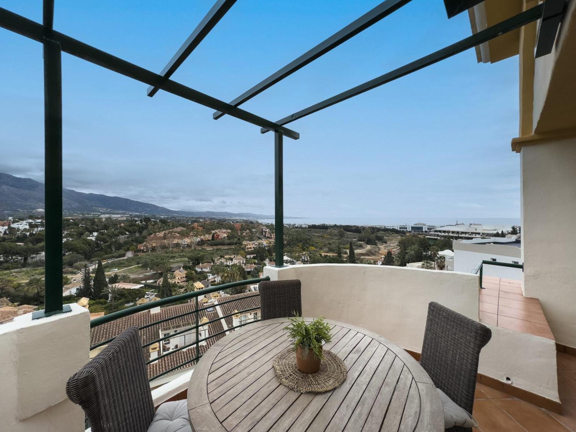 Apartment Senorio Giraldo 14 Seaside Mountain Sunset Pools Marbella