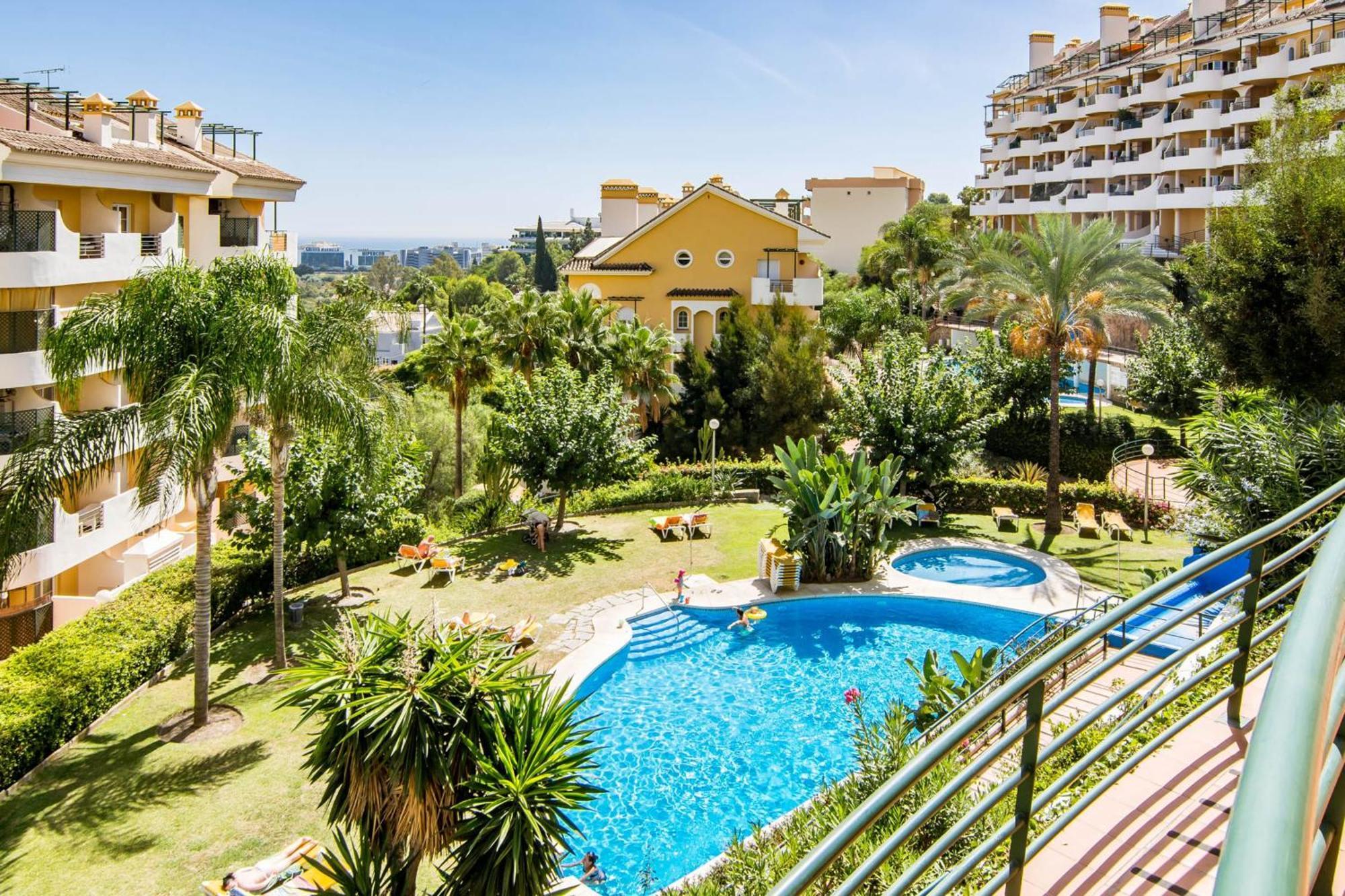 Apartment Senorio Giraldo 14 Seaside Mountain Sunset Pools Marbella